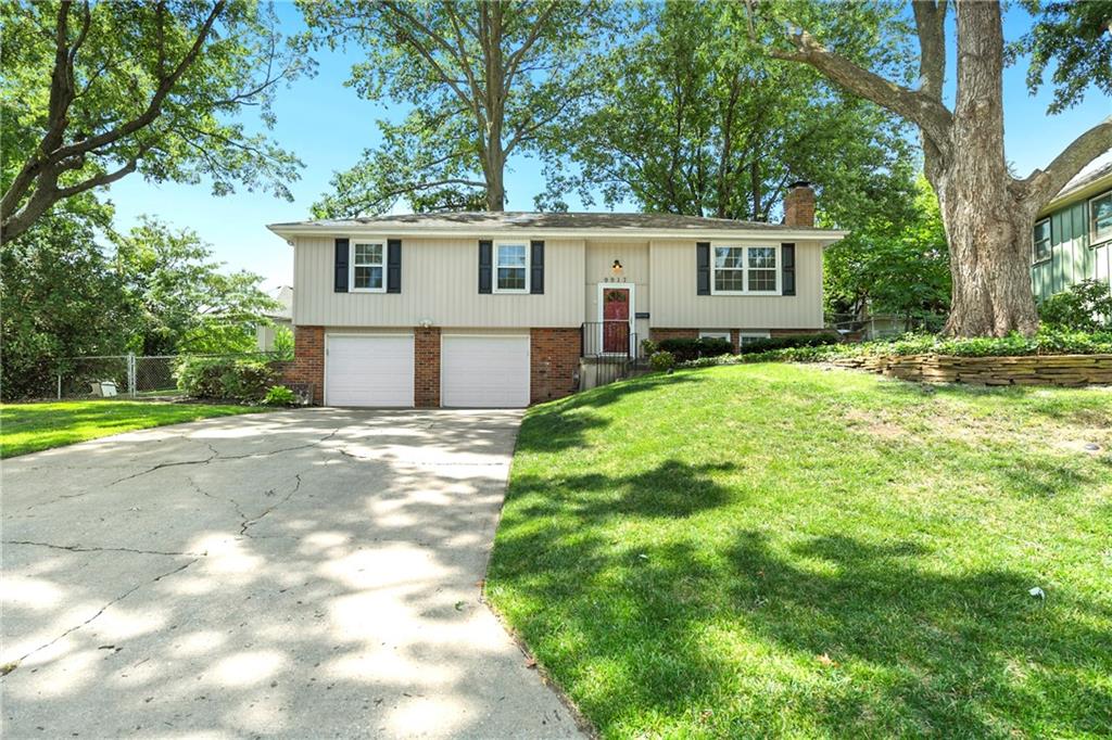 Listing Photo MLS #HMS2626289