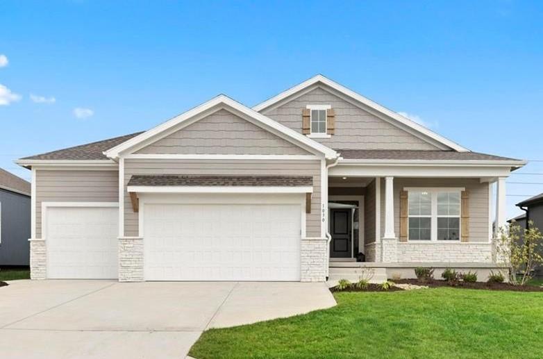 Listing Photo MLS #HMS2626325