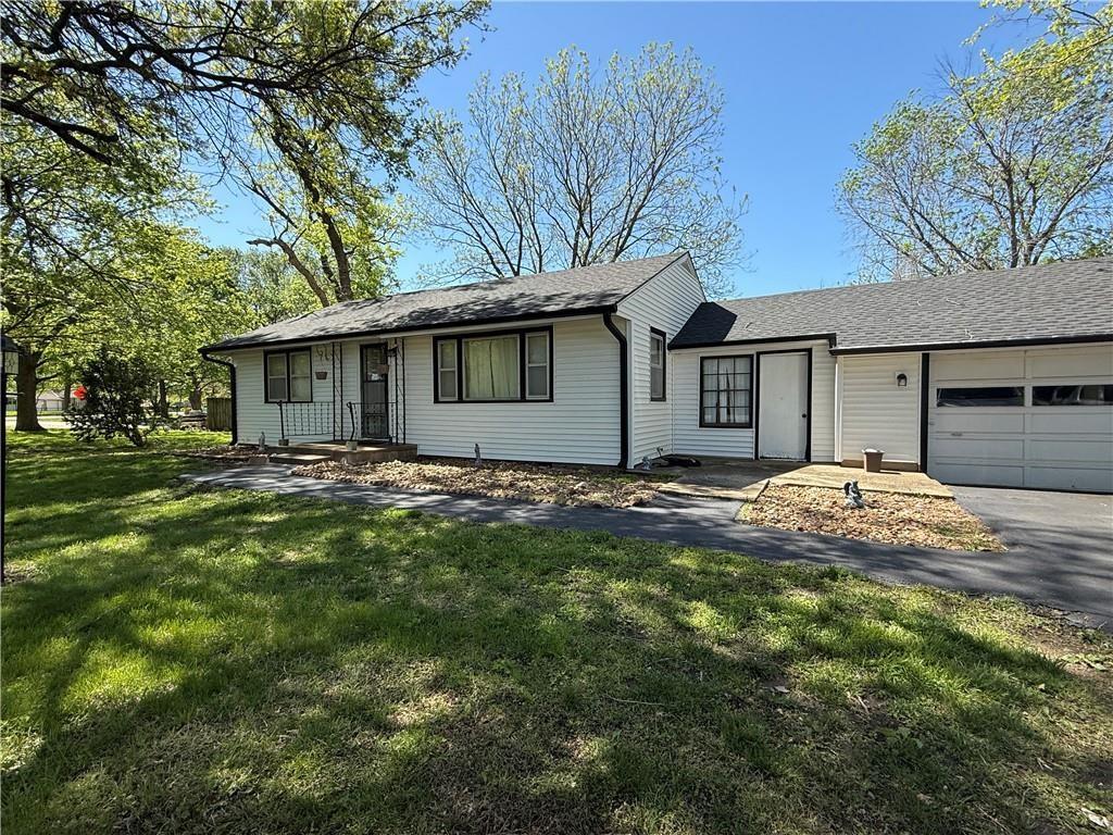 Listing Photo MLS #HMS2626502