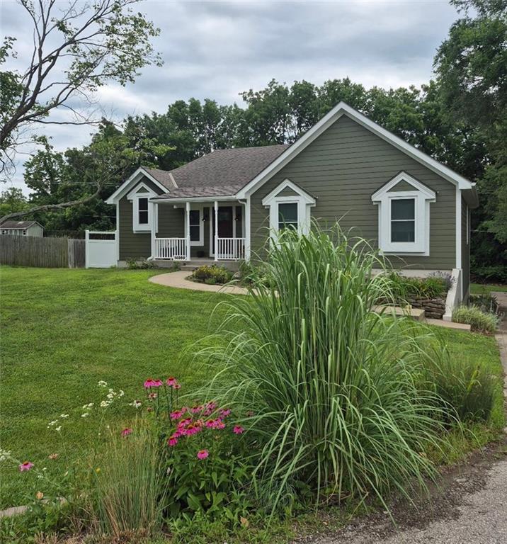 Listing Photo MLS #HMS2626528