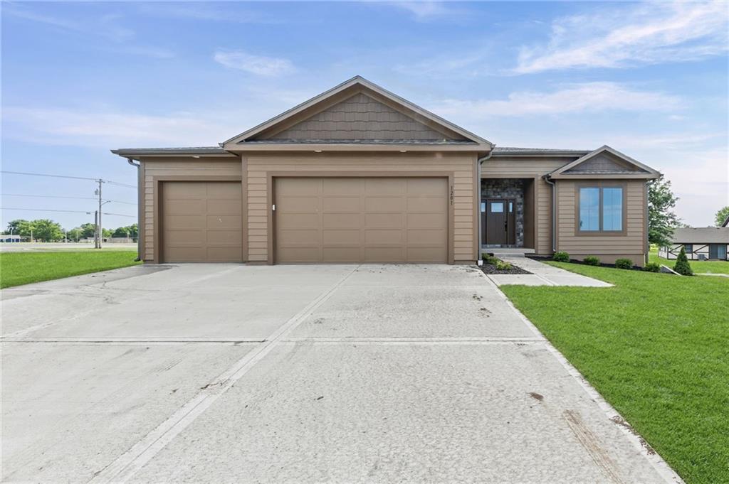 Listing Photo MLS #HMS2626669