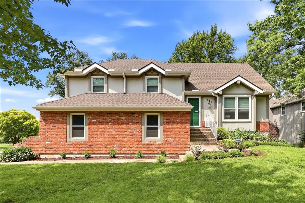 Listing Photo MLS #HMS2626897