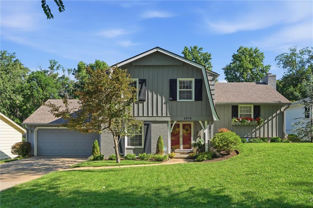Listing Photo MLS #HMS2627015