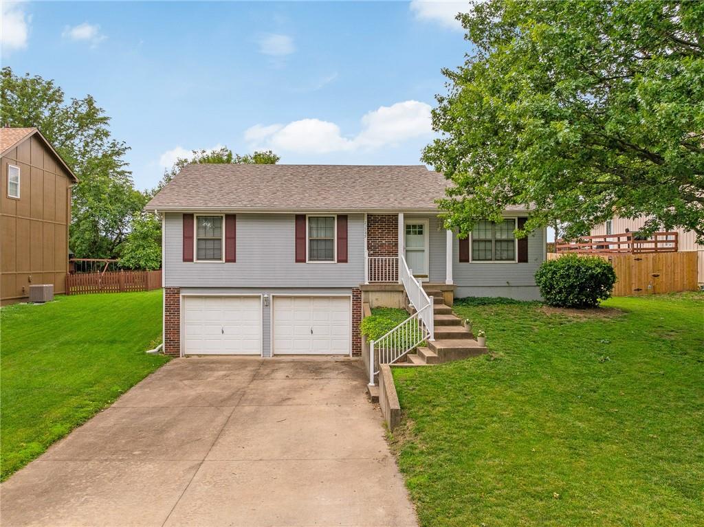 Listing Photo MLS #HMS2627093