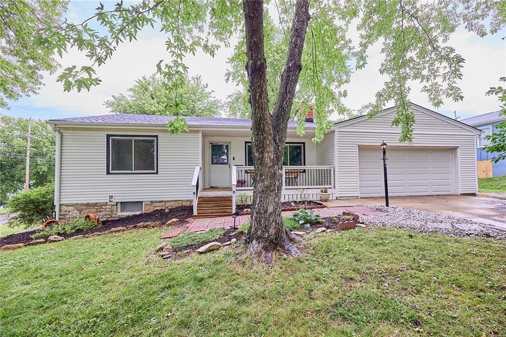 Listing Photo MLS #HMS2627098
