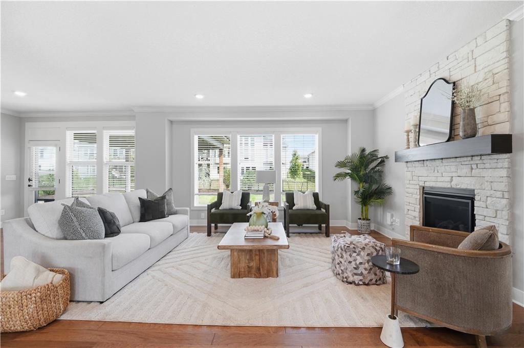 Listing Photo MLS #HMS2627110