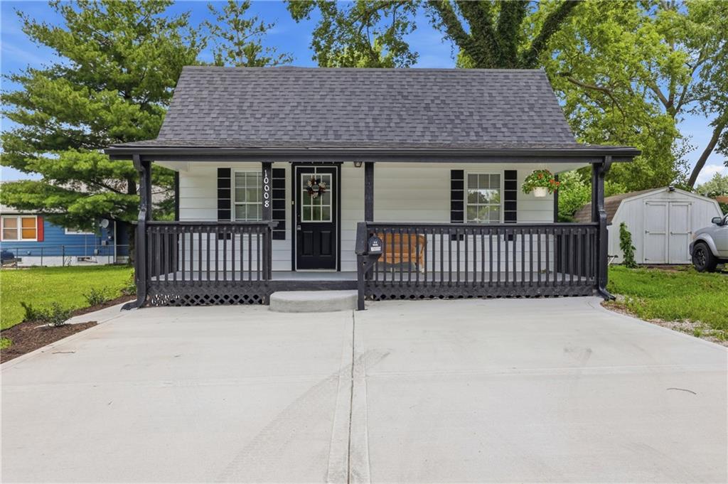 Listing Photo MLS #HMS2627116