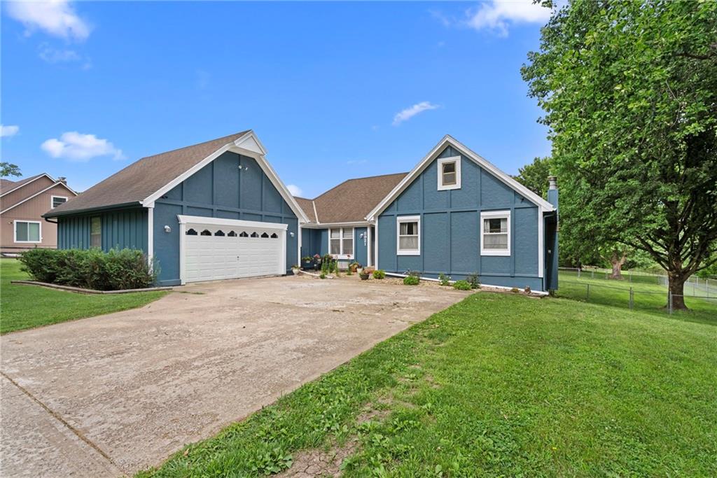 Listing Photo MLS #HMS2627120