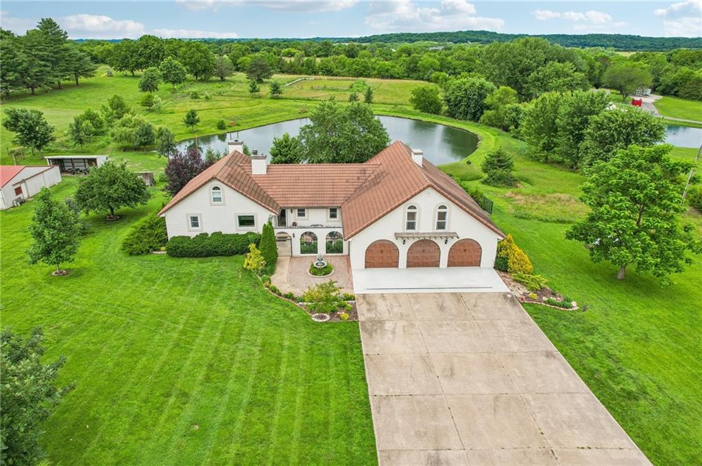 Listing Photo MLS #HMS2627175