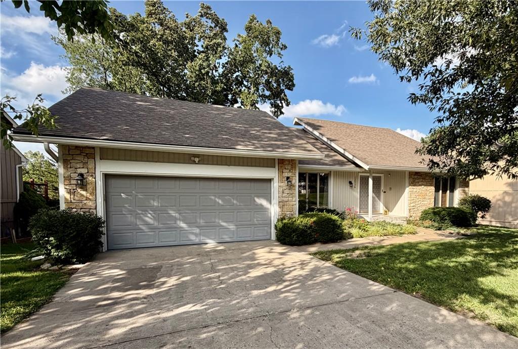 Listing Photo MLS #HMS2627258