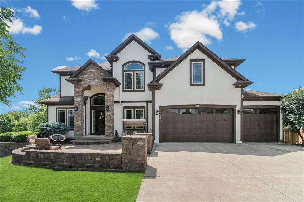 Listing Photo MLS #HMS2627321