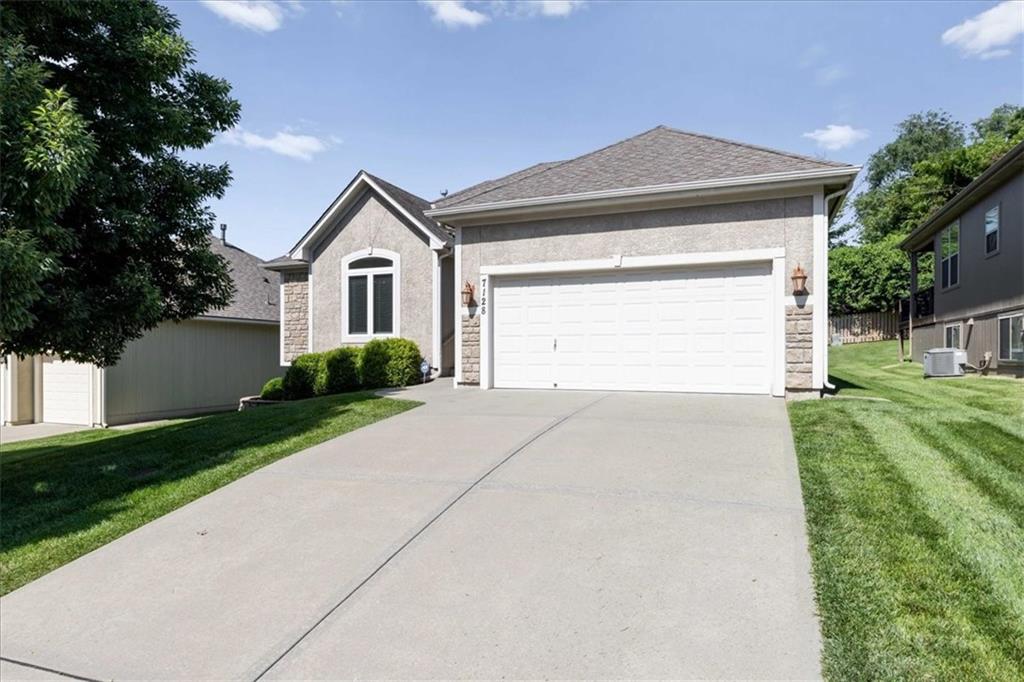 Listing Photo MLS #HMS2627334