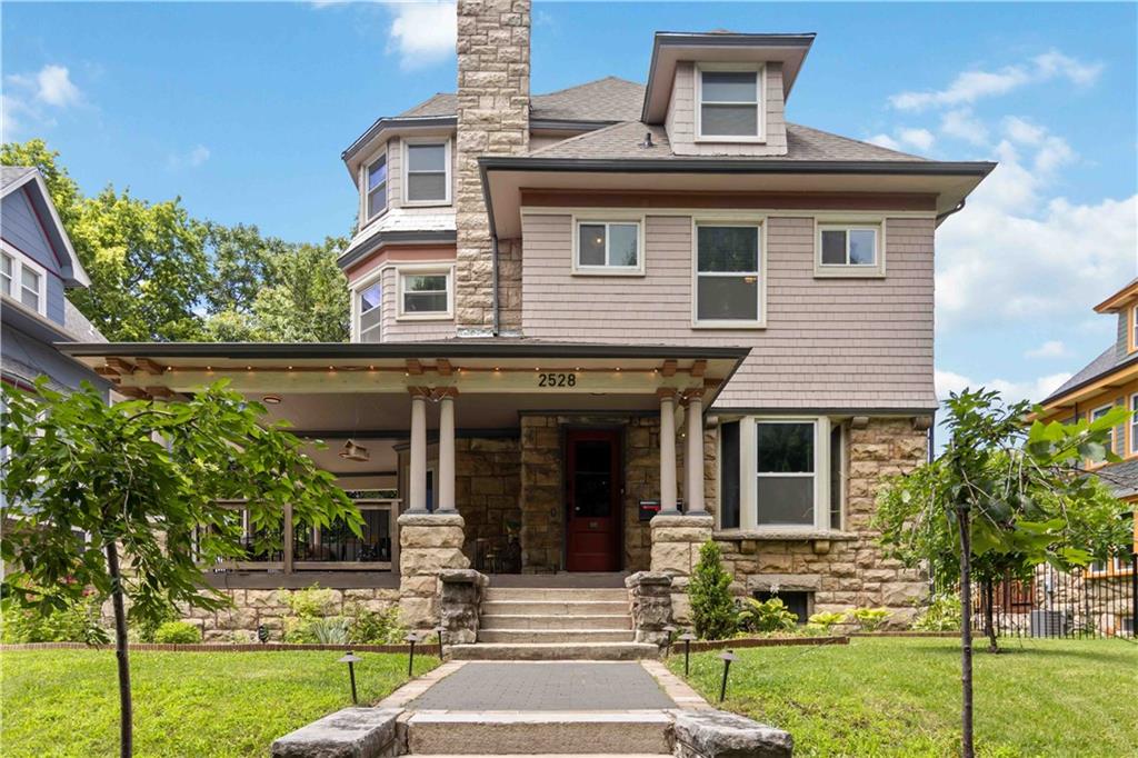 Listing Photo MLS #HMS2627378