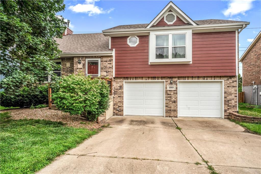 Listing Photo MLS #HMS2627440