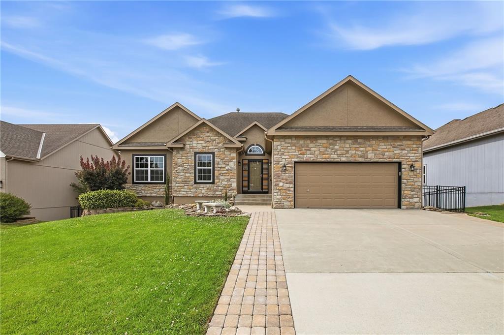 Listing Photo MLS #HMS2627564
