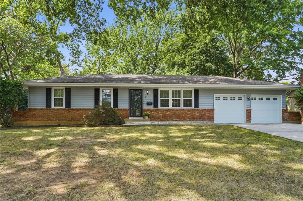 Listing Photo MLS #HMS2627609