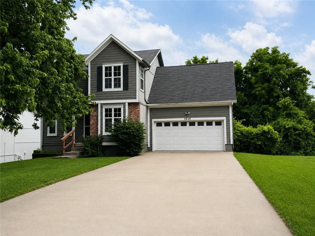 Listing Photo MLS #HMS2627764
