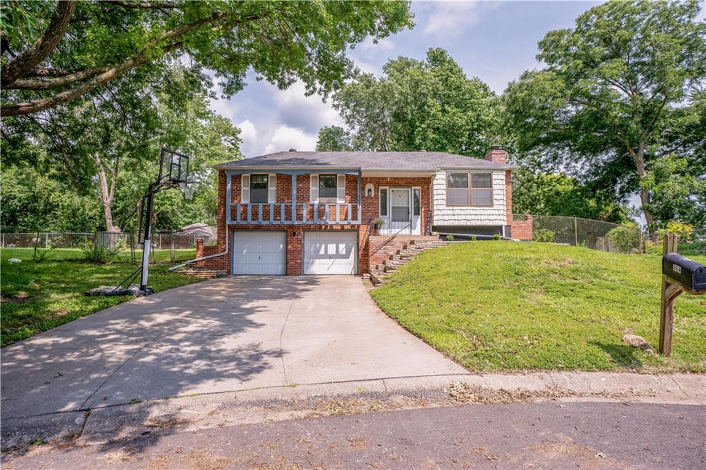 Listing Photo MLS #HMS2627769