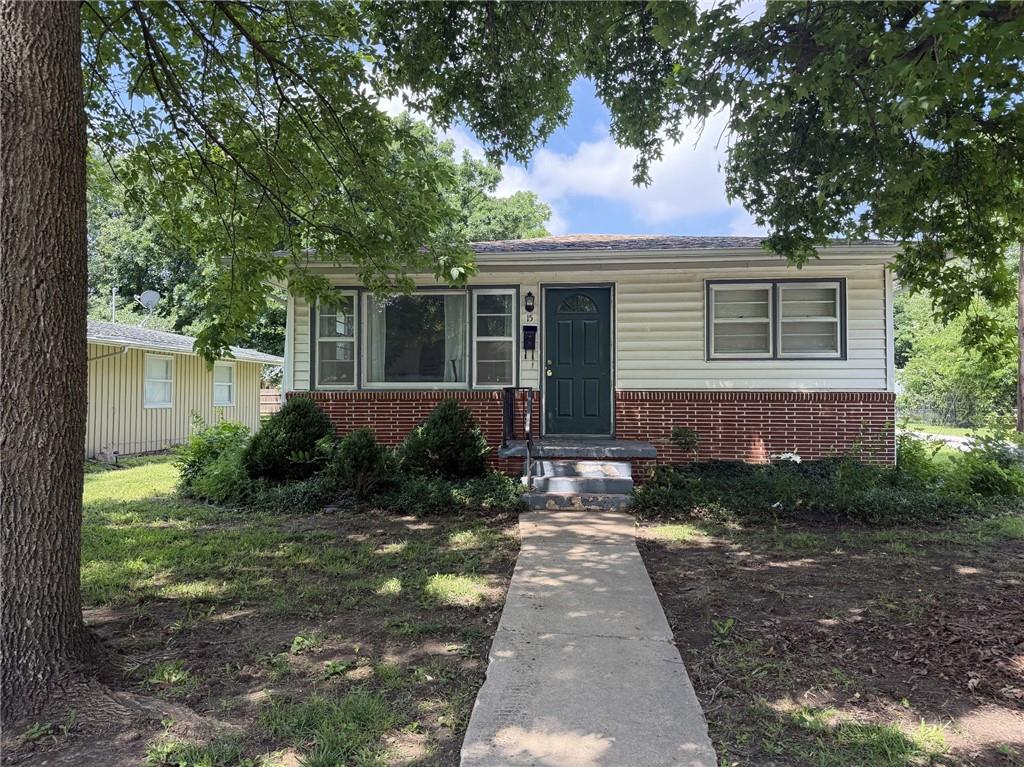 Listing Photo MLS #HMS2627777