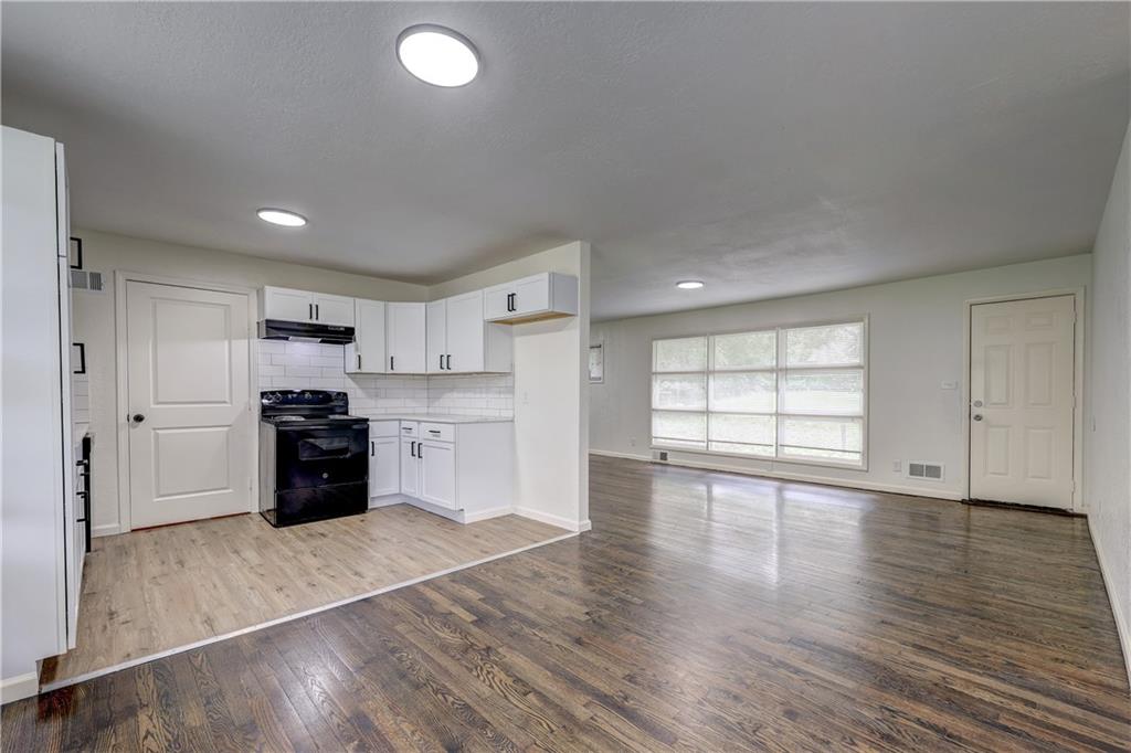 Listing Photo MLS #HMS2627828