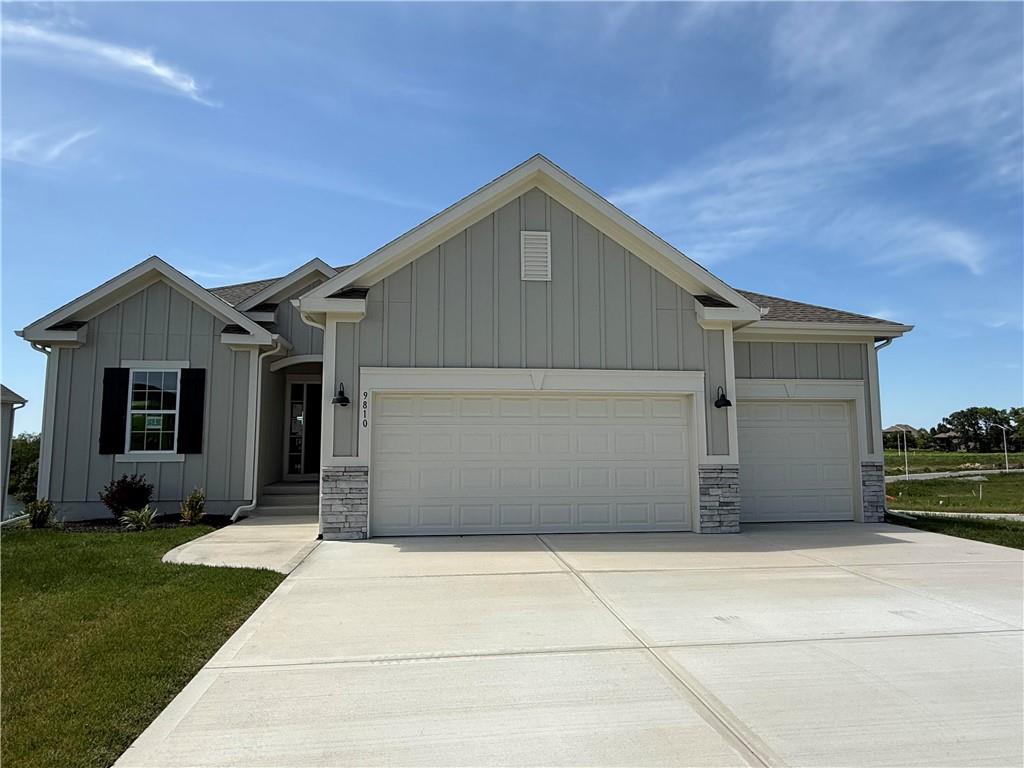 Listing Photo MLS #HMS2627964