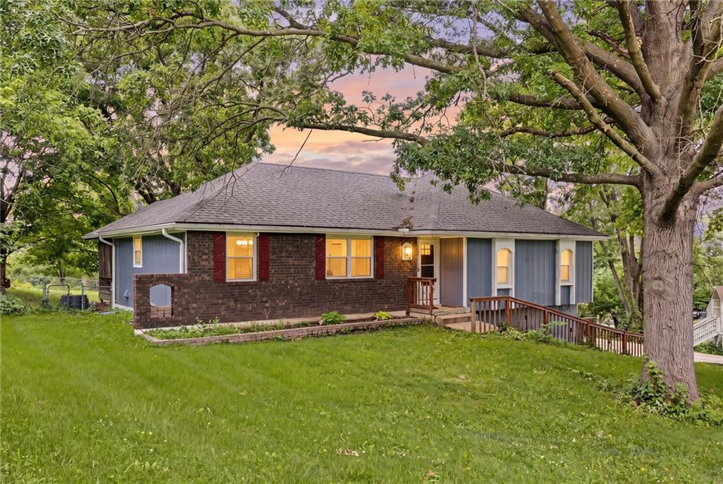 Listing Photo MLS #HMS2628065