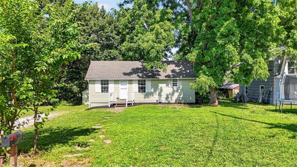 Listing Photo MLS #HMS2628136