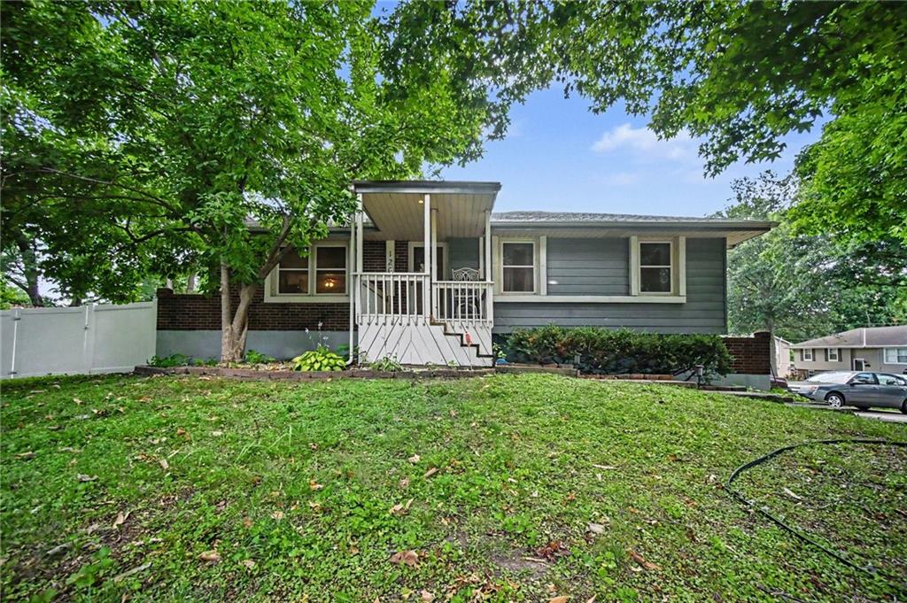 Listing Photo MLS #HMS2628182