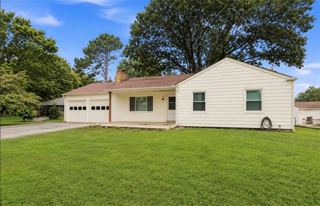 Listing Photo MLS #HMS2628303