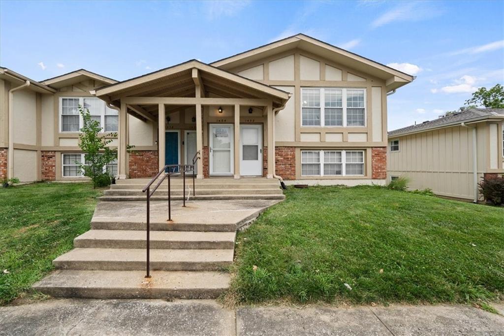 Listing Photo MLS #HMS2628329