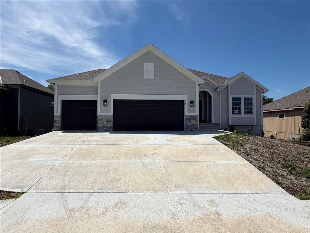 Listing Photo MLS #HMS2628366