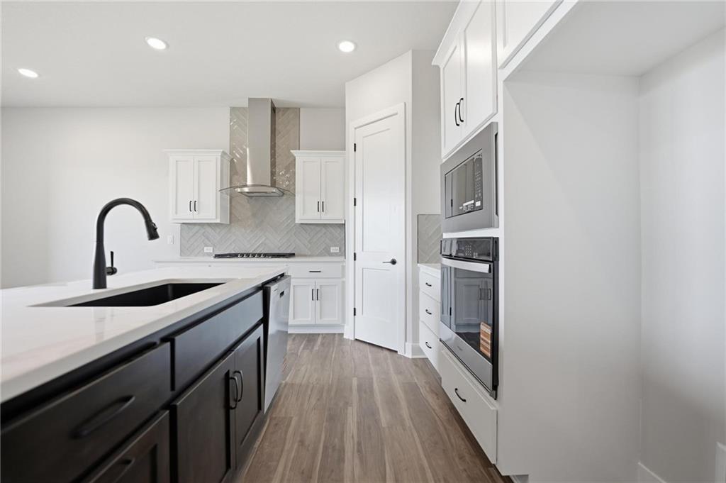 Listing Photo MLS #HMS2628742