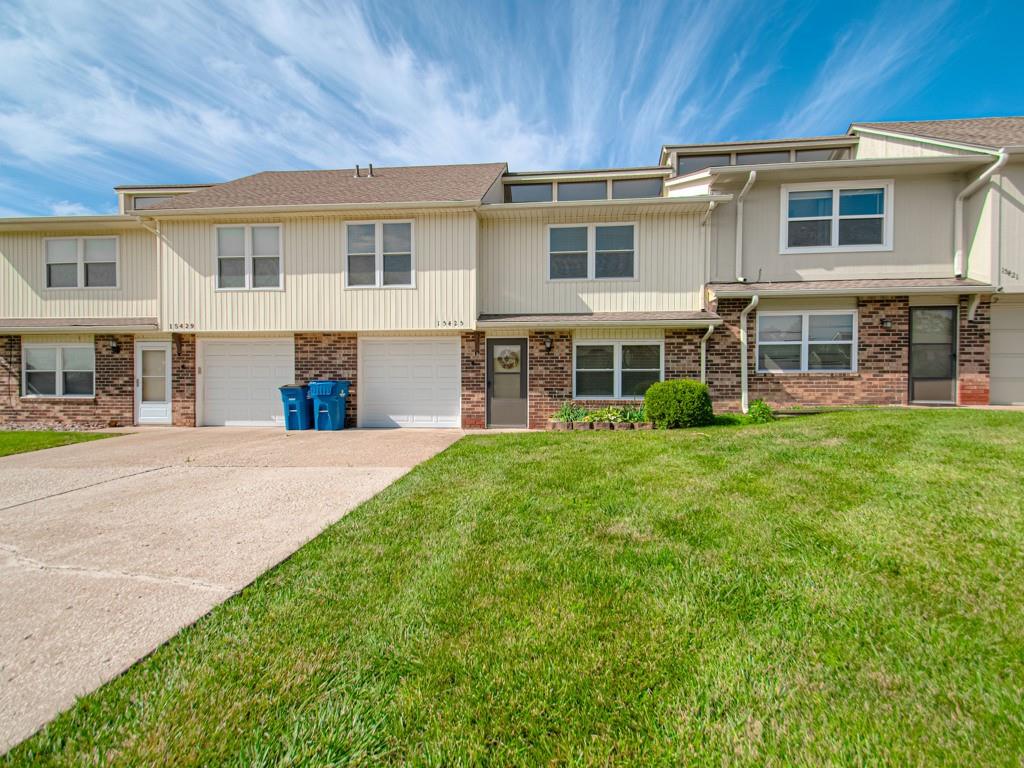 Listing Photo MLS #HMS2628956