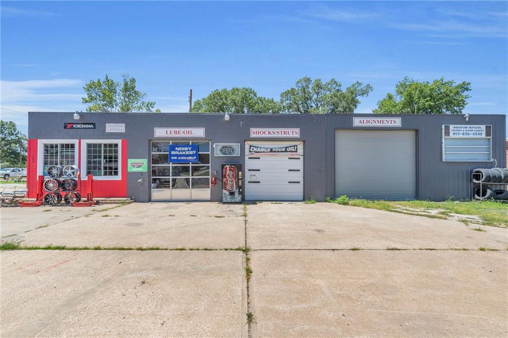 Listing Photo MLS #HMS2629041