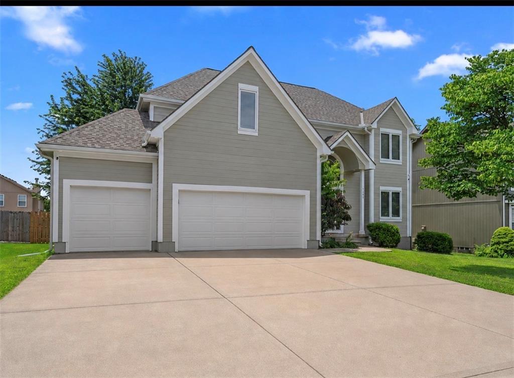 Listing Photo MLS #HMS2629070