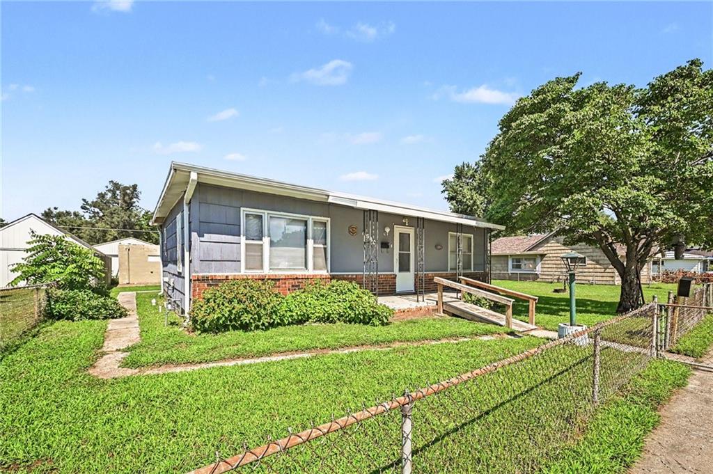Listing Photo MLS #HMS2629154