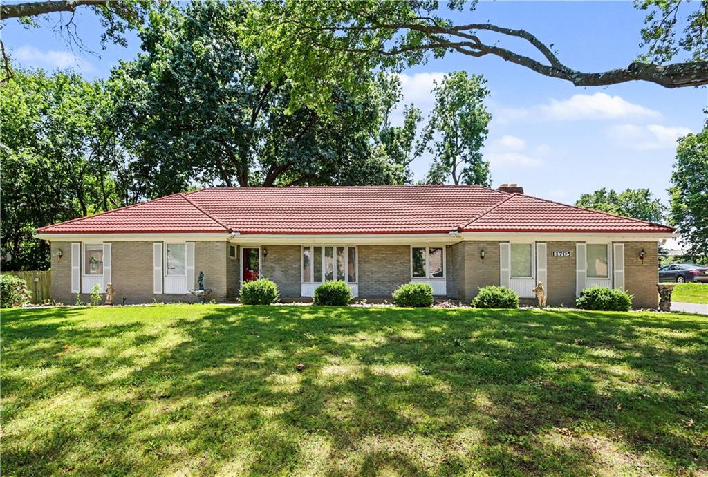 Listing Photo MLS #HMS2629408