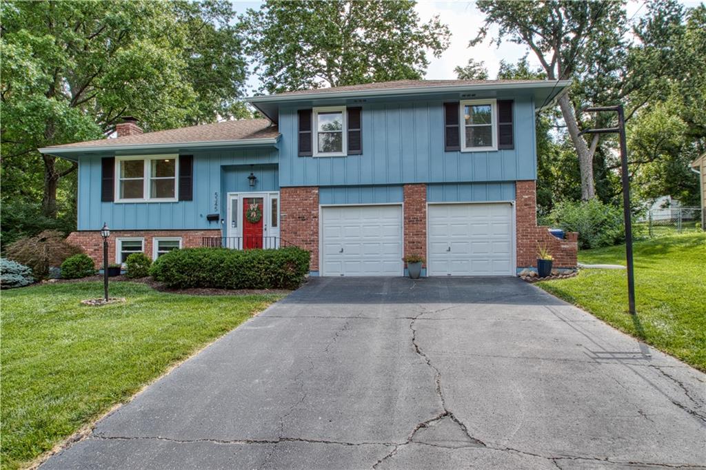 Listing Photo MLS #HMS2629483