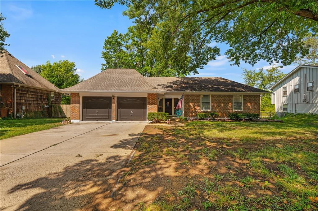 Listing Photo MLS #HMS2630506