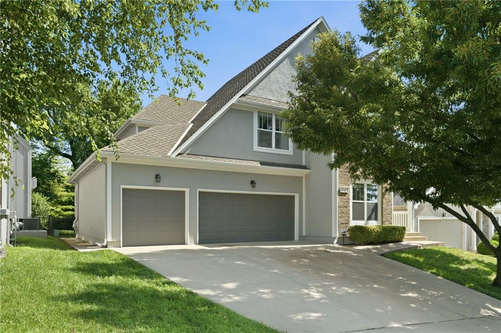 Listing Photo MLS #HMS2630554