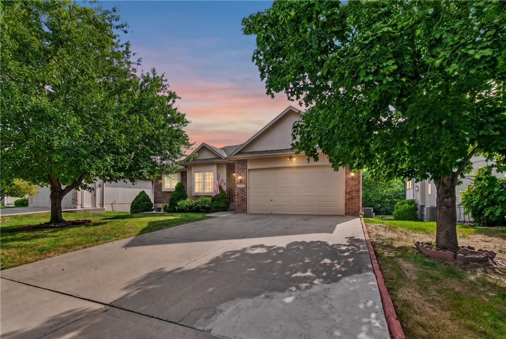 Listing Photo MLS #HMS2630650