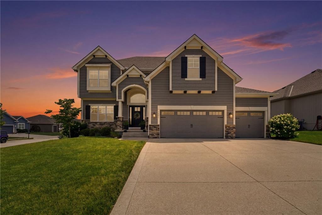 Listing Photo MLS #HMS2630705