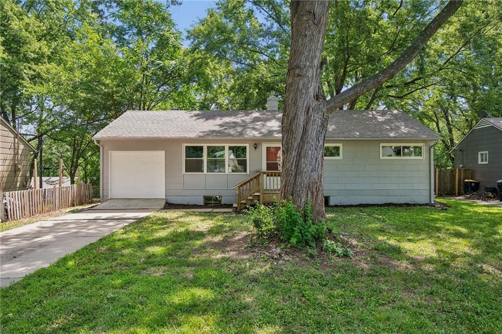 Listing Photo MLS #HMS2630708