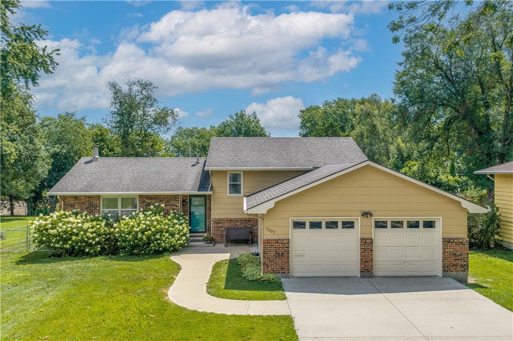 Listing Photo MLS #HMS2630850