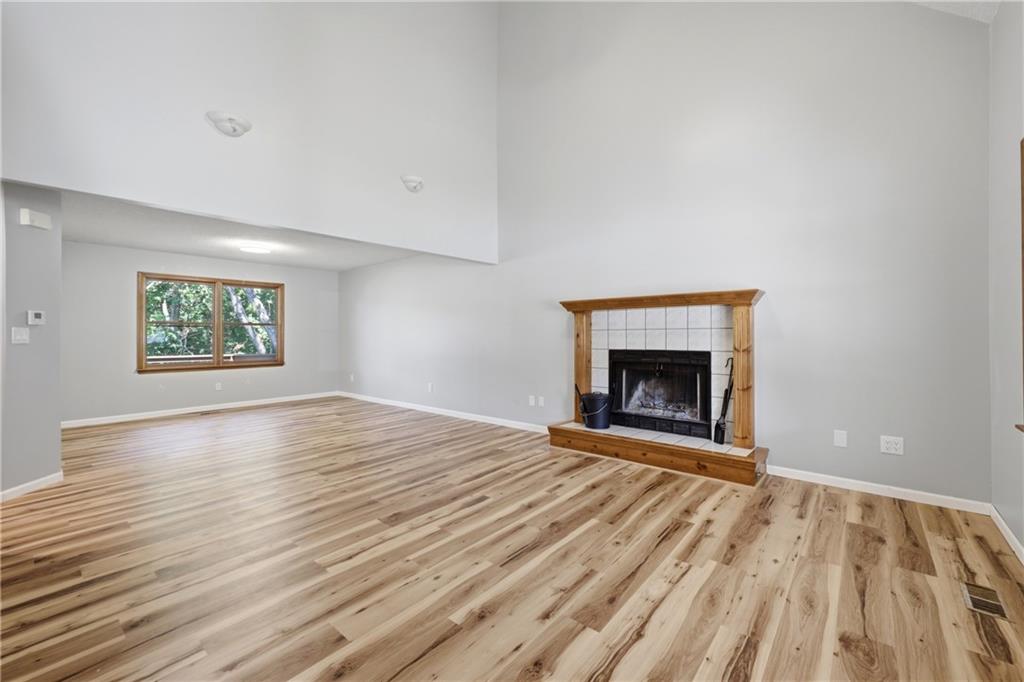 Listing Photo MLS #HMS2630984