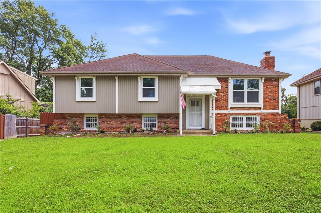 Listing Photo MLS #HMS2631023