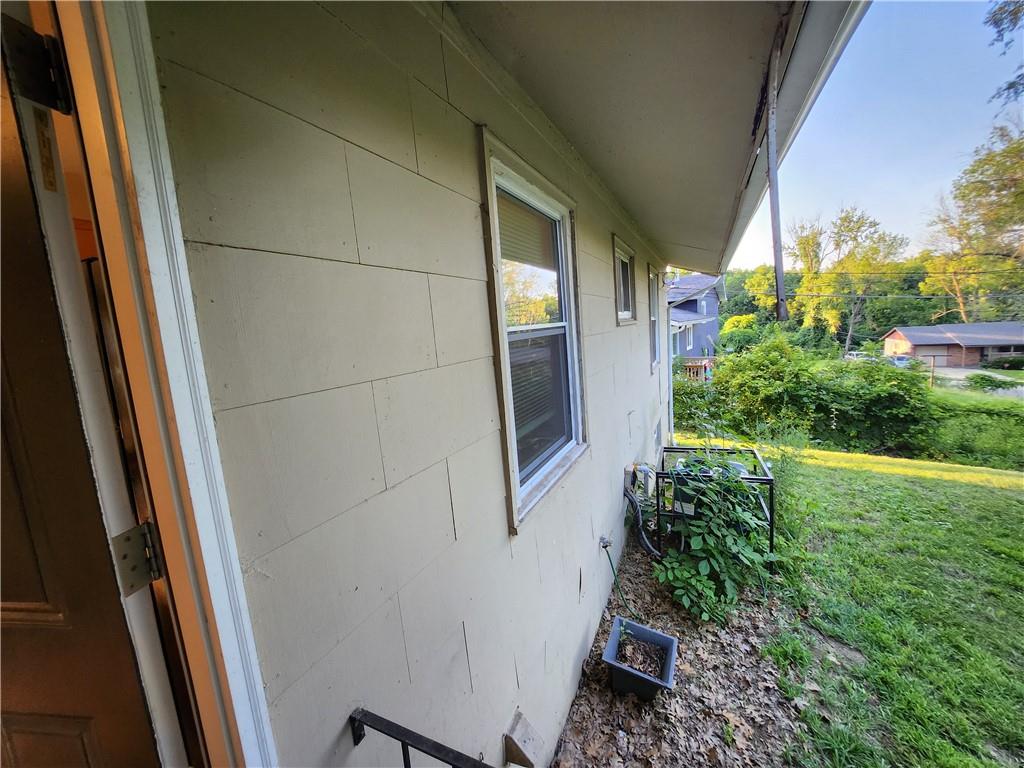 Listing Photo MLS #HMS2631127
