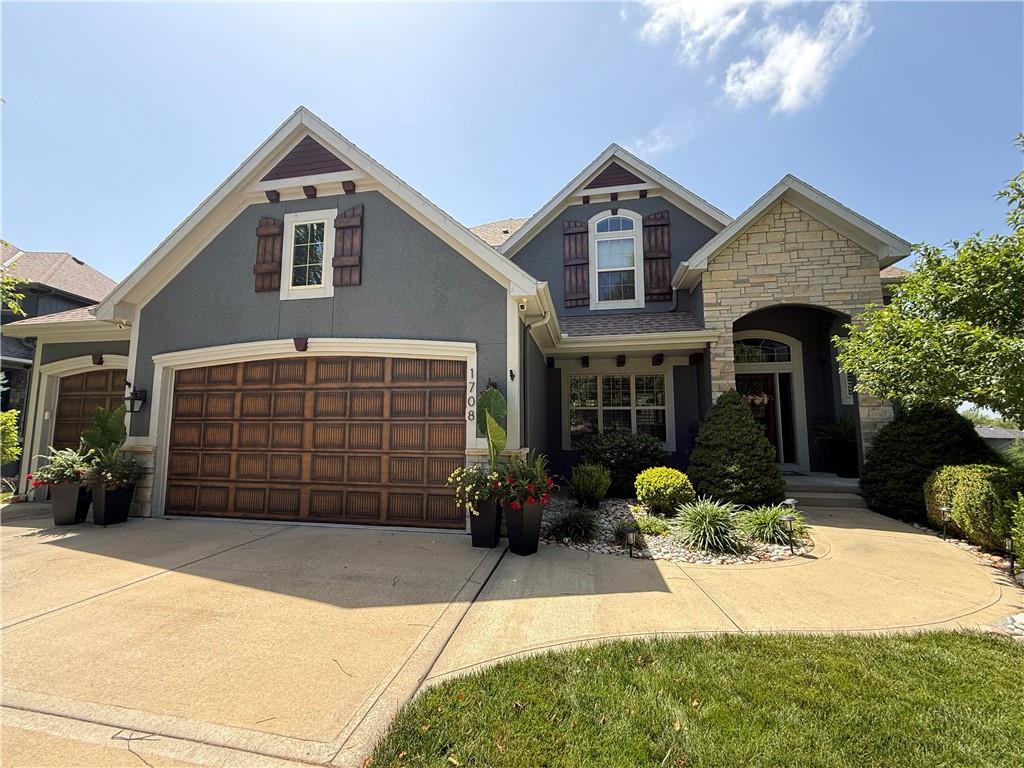 Listing Photo MLS #HMS2631319