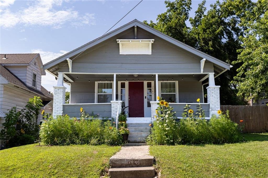 Listing Photo MLS #HMS2631628