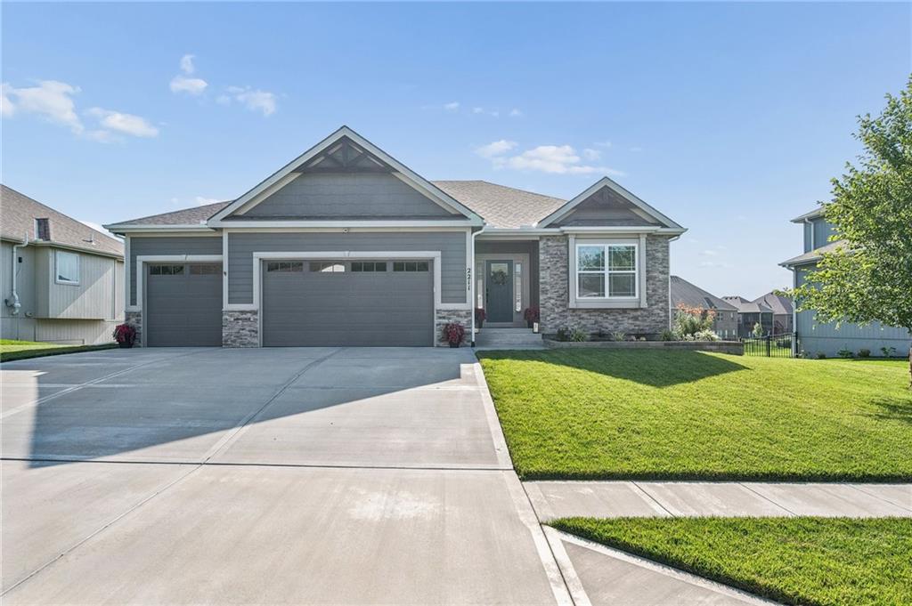 Listing Photo MLS #HMS2631723